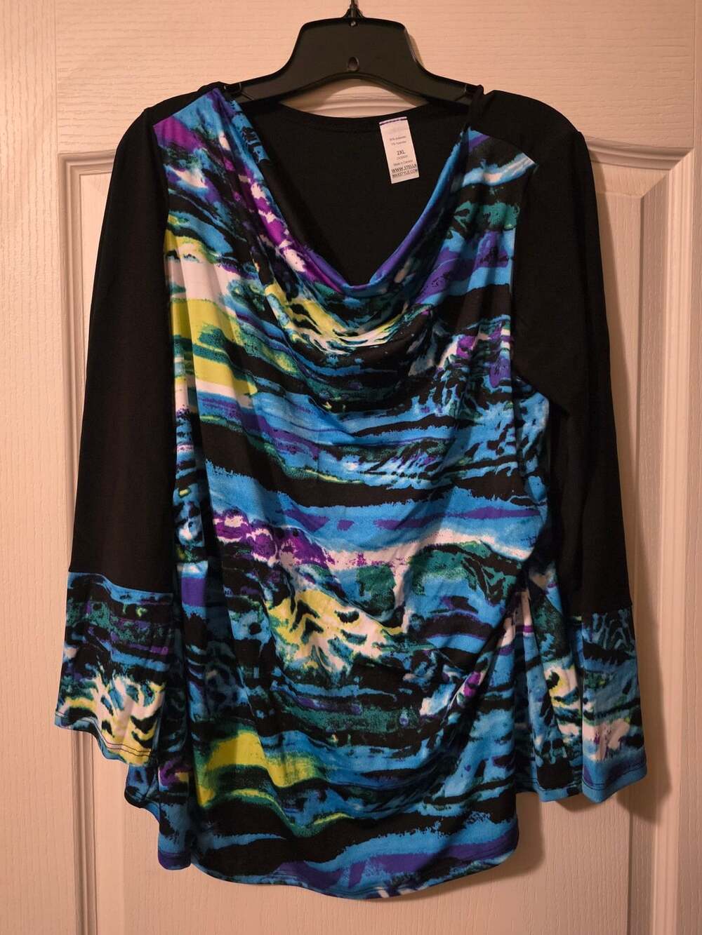 Stella MaxStyle Cowl Neck Top Plus Size 2XL Black Blue Art Print